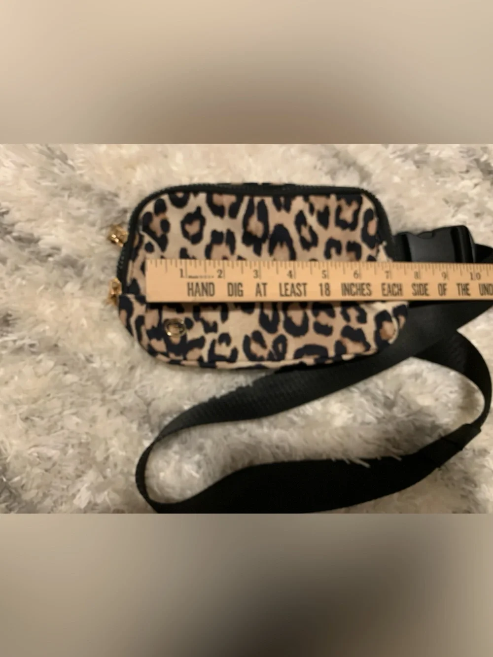 Chicos compact leopard